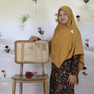 Sumi Fitriana, S.Pd.